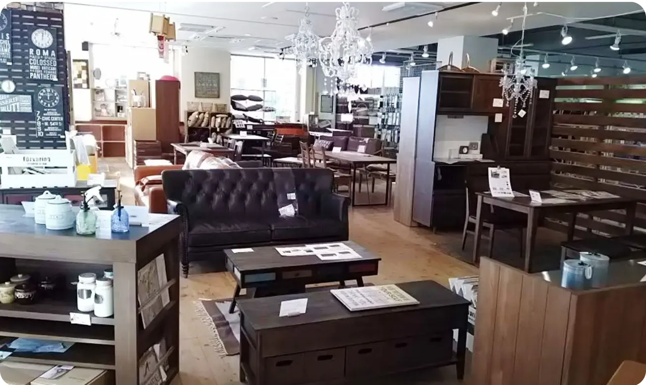 直方店・福岡東店 店内大幅改装の店内の様子1