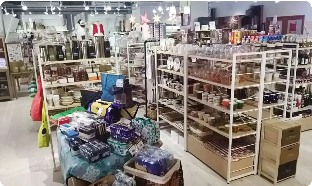 直方店・福岡東店 店内大幅改装の店内の様子2