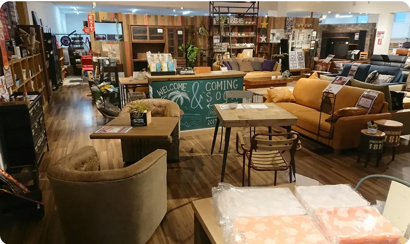 八幡西店改築後の店内の様子